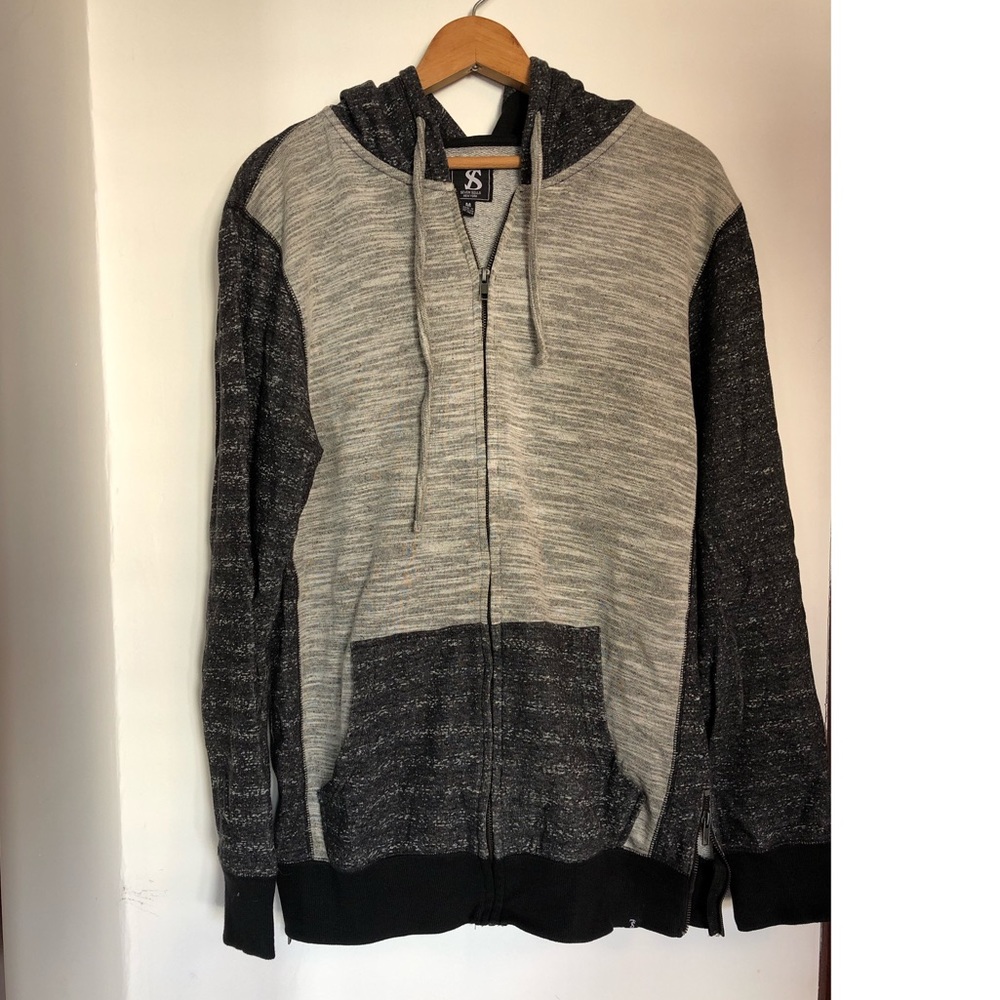 Men’s hooded zip sweatshirt